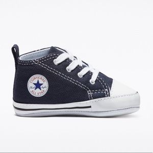 New infant Converse booties